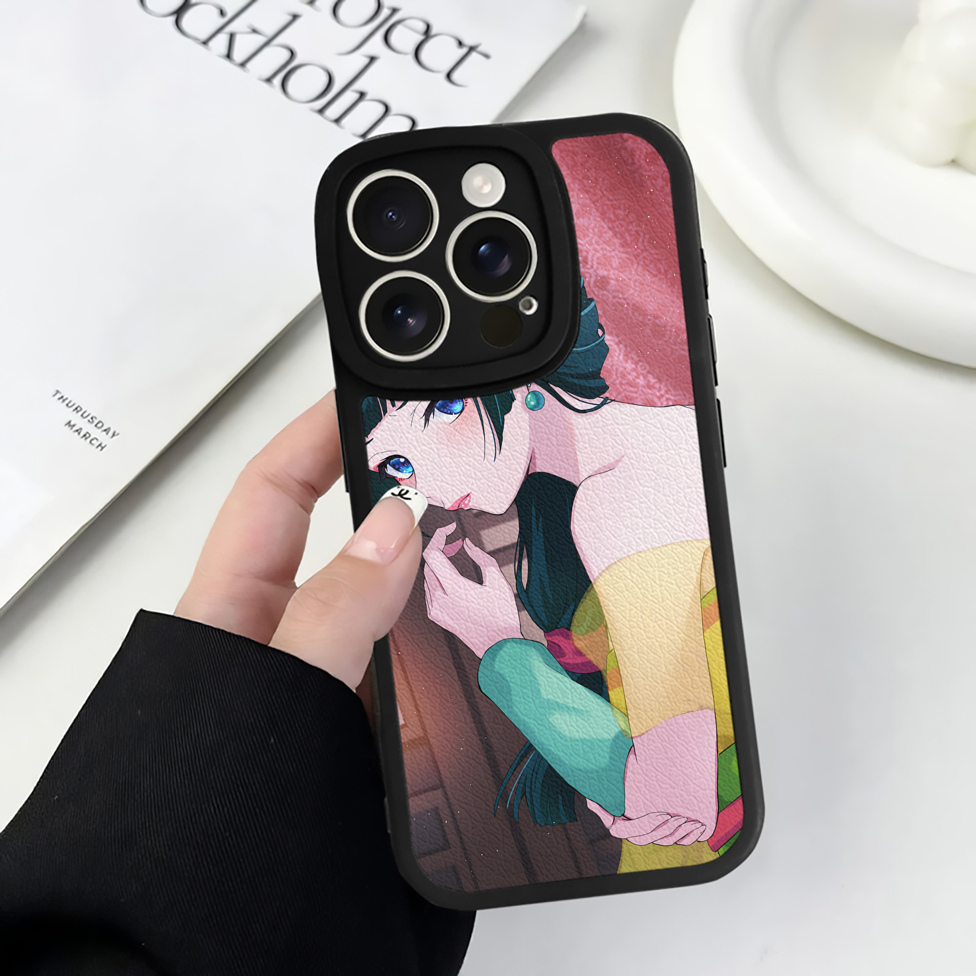 （画像用） 薬屋のひとりごと The Apothecary Diaries 【iPhone 16シリーズ対応】シリコンスマホケース（レザー調） 材質：シリコン